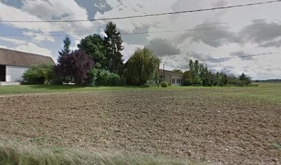 Les Écuries De Pearly, Centre Equestres à Subligny