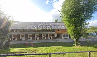Ecurie D'holiboo, Centre Equestres à Pringy