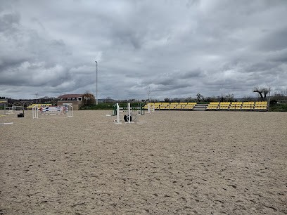 The Green Mare, Centre Equestres à Courlans