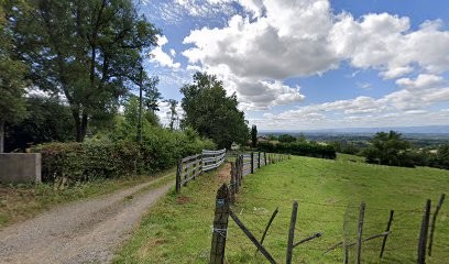 Earl Des Monts D'or, Centre Equestres à Rozier-en-Donzy