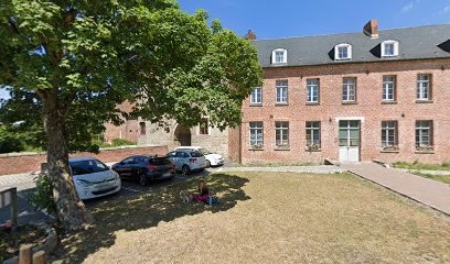 C.a.t Help Center By Le Travail, Centre Equestres à Montigny-en-Ostrevent