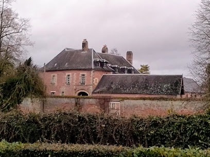Clos De La Rosiere, Centre Equestres à Estrun