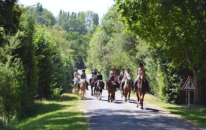 Les Écuries De Saint Victor, Centre Equestres à Saint-Victor-de-Buthon